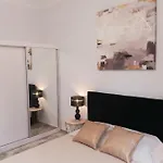 Na Grobli 20 Apartament z ogródkiem